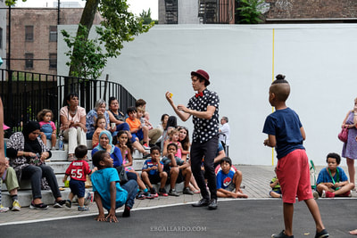 Yo-yo performer Justin Weber at Matthews-Palmer Playground, Hell's Kitchen New York City 